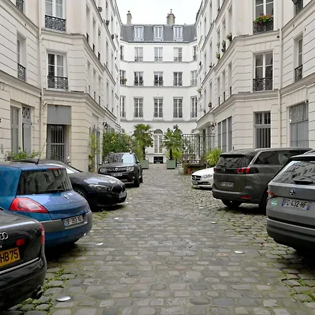 Et Spacieux Au Coeur De Paris