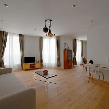 Apartment Et Spacieux Au Coeur De